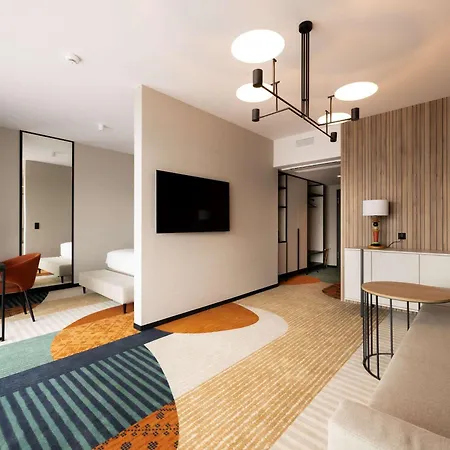 Mercure Отель Щирк