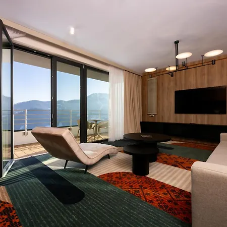 Mercure Отель Щирк