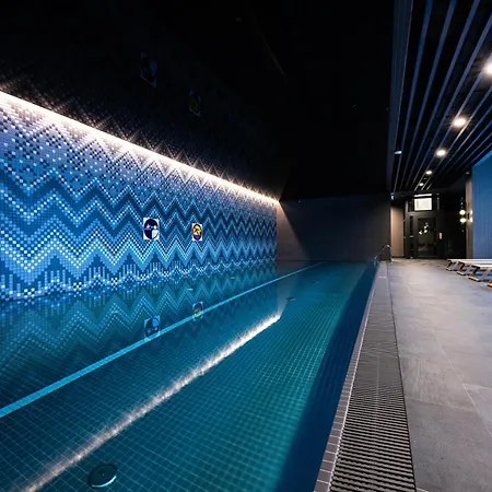 Mercure Отель Щирк